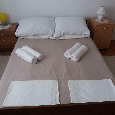 Apartman Nona Povljana Exterior photo