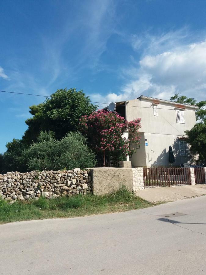 Apartman Nona Povljana Exterior photo