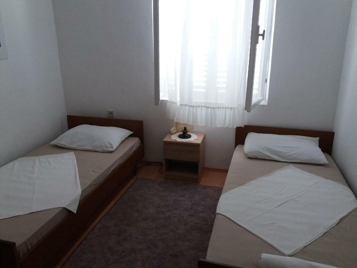 Apartman Nona Povljana Exterior photo