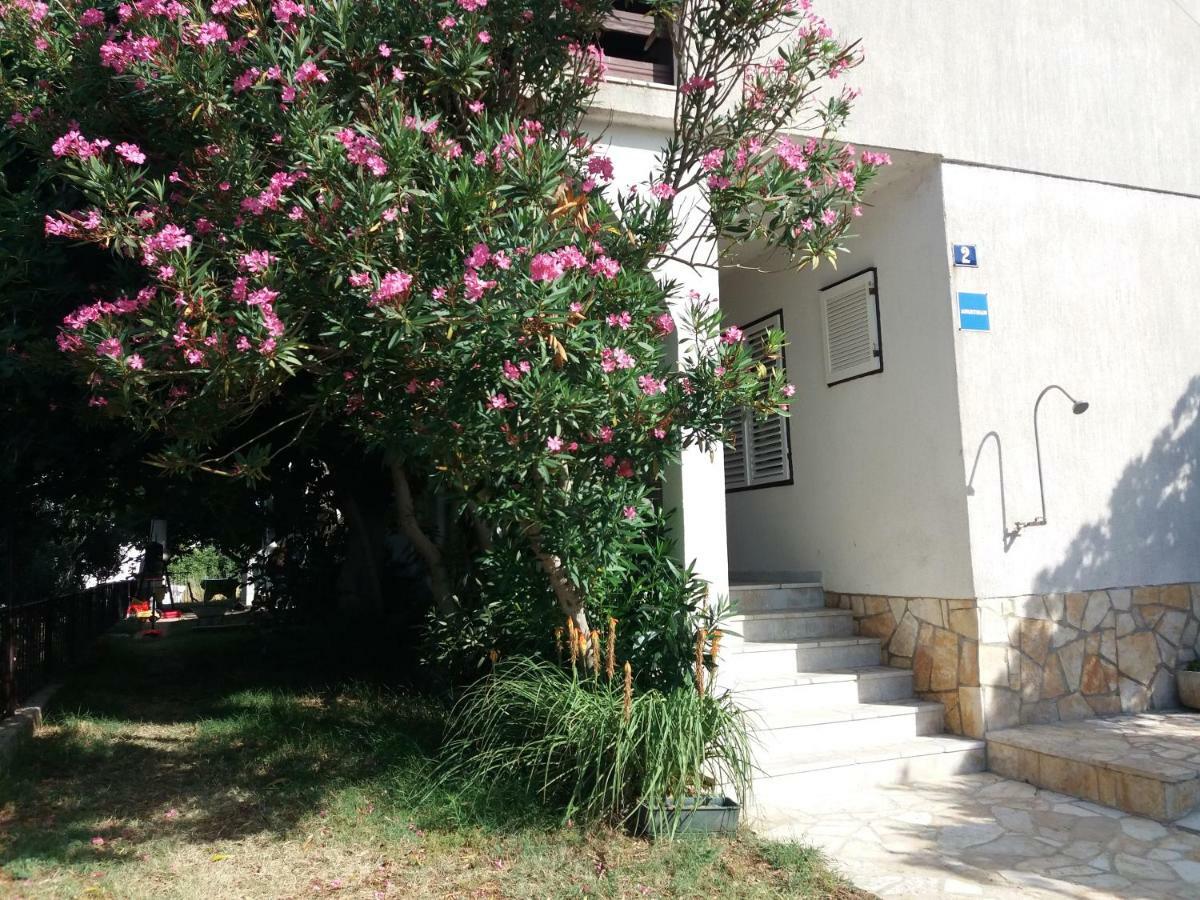 Apartman Nona Povljana Exterior photo